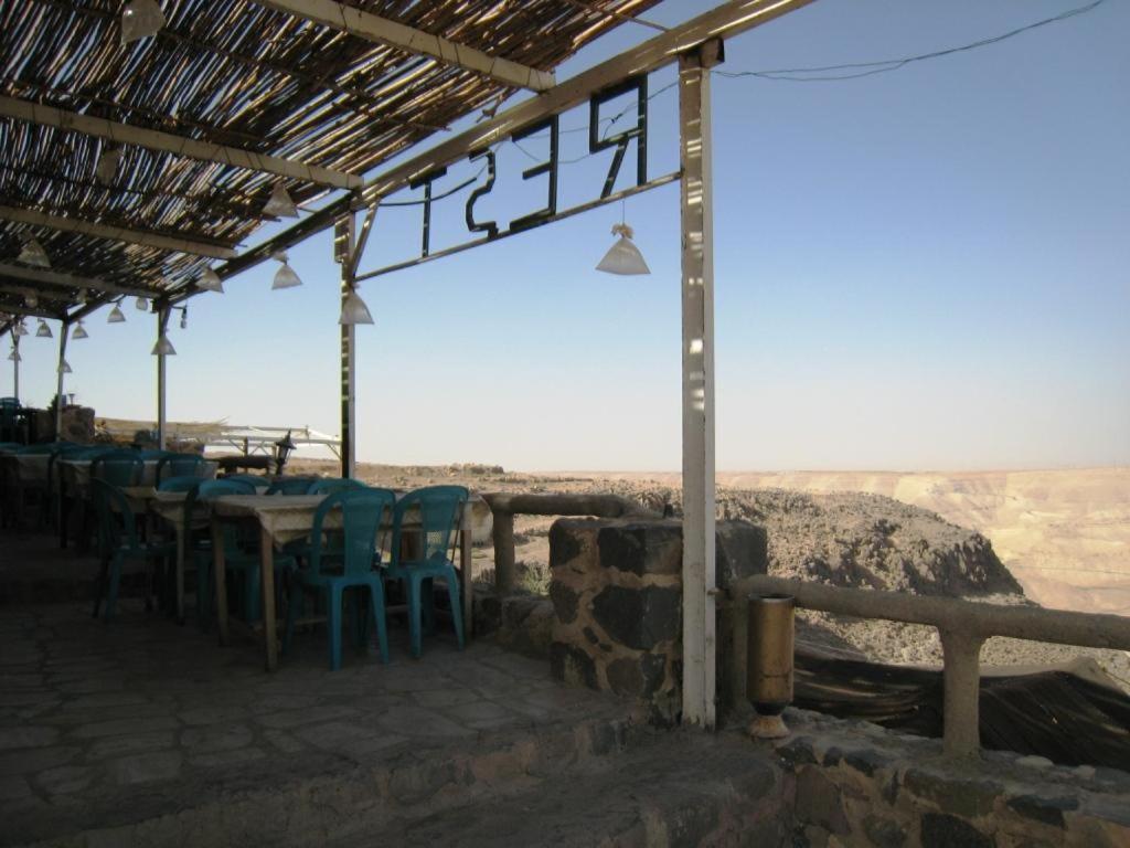 Trajan Guest House Al-Mughayer Екстер'єр фото